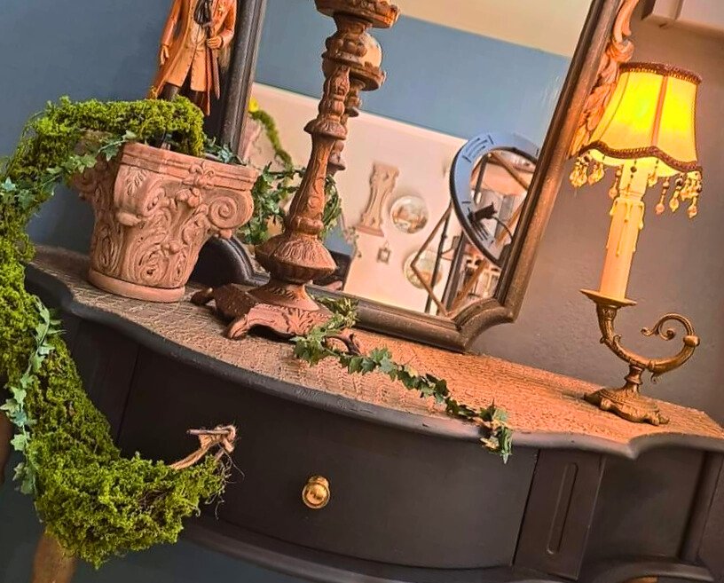 Αναπαλαίωση επίπλων